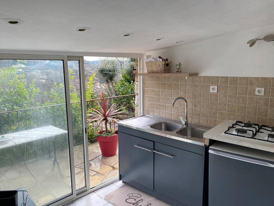 Charmante Maison Avec Piscine Gourdon  Exterior foto